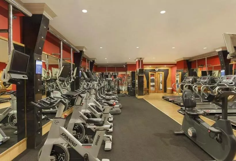 هتل Park Plaza, Ludhiana