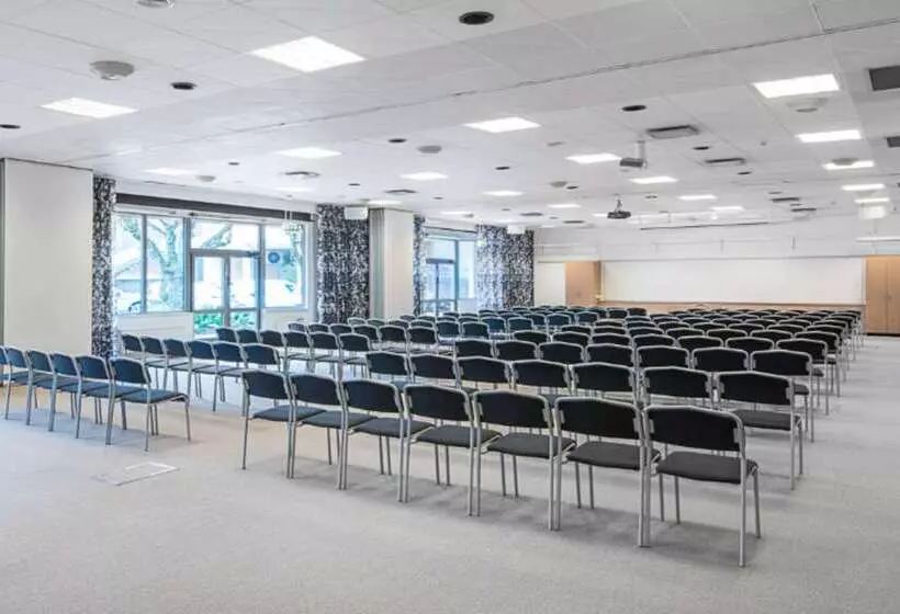 Quality Hotel Park Södertälje City