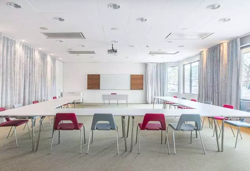 Quality Hotel Park Södertälje City