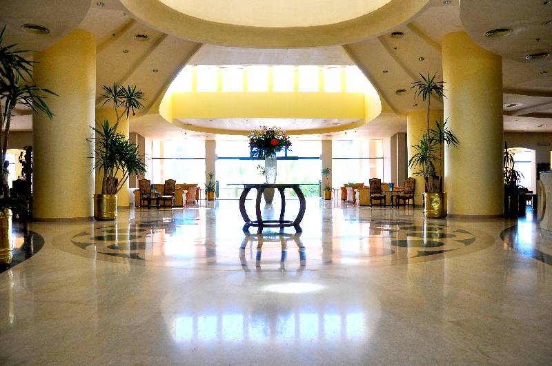 Parrotel Beach Resort