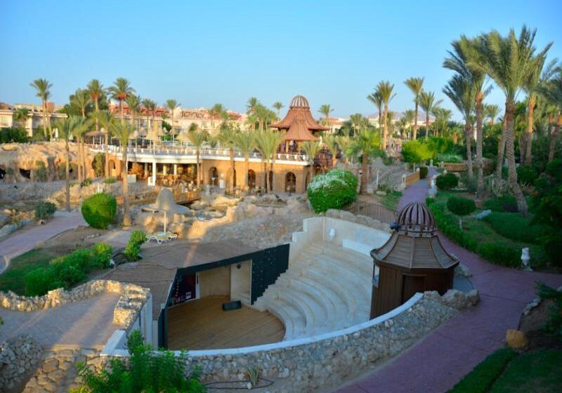 Parrotel Beach Resort