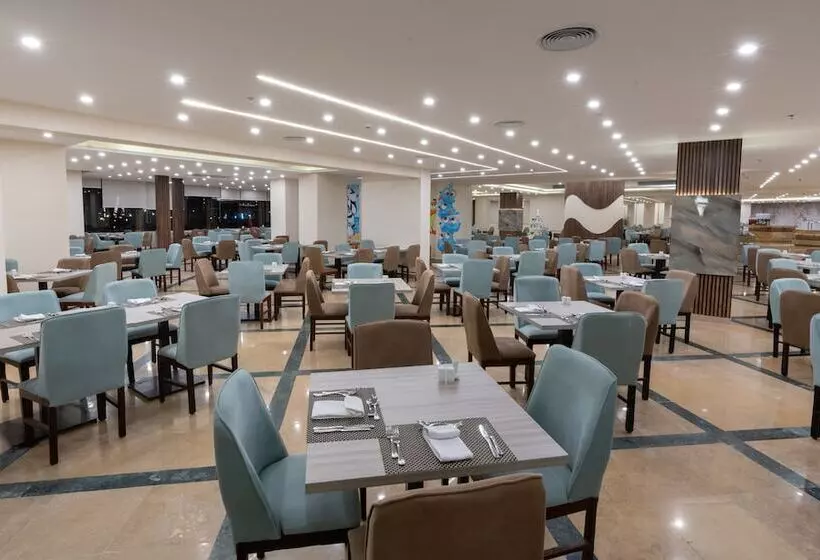 Parrotel Beach Resort