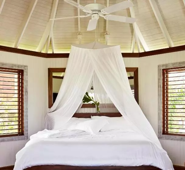 אתר נופש Goldeneye