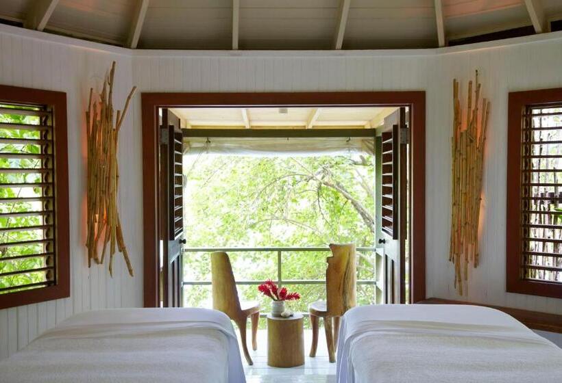 استراحتگاه Goldeneye