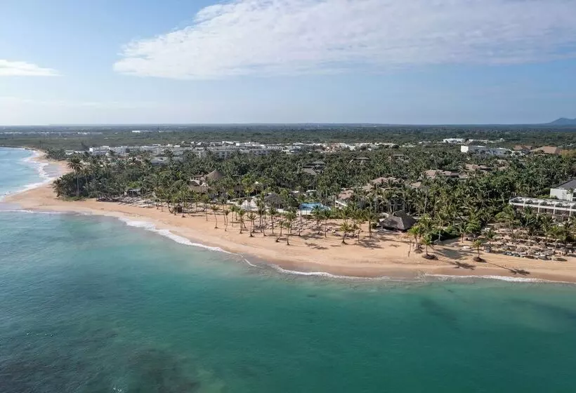 Wyndham Alltra Punta Cana All Inclusive Resort