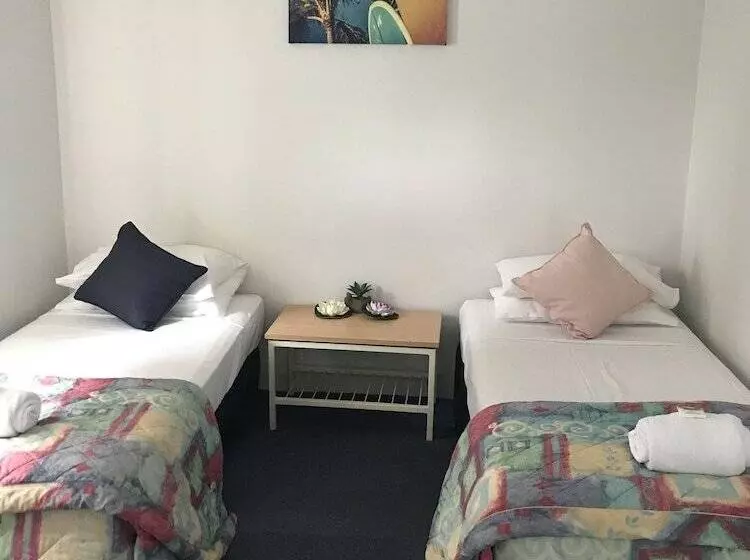 Retkeilymaja Tin Can Bay Budget Accommodation