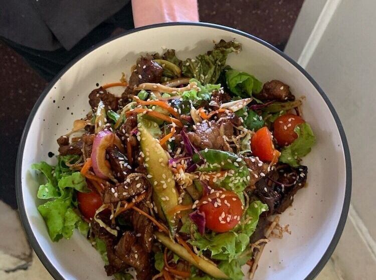 旅馆 Tin Can Bay Budget Accommodation