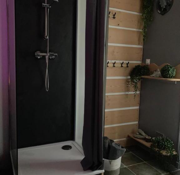 민박 Le Chai De La Rose Spa Et Séances Bien être