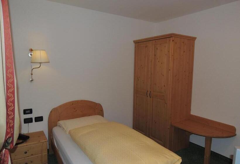 Отель Il Falchetto