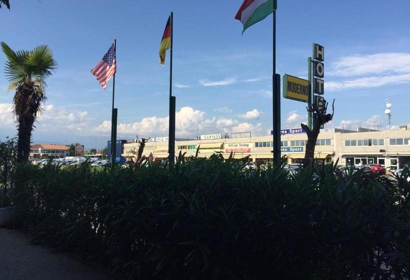 בית מלון כפרי Moderno