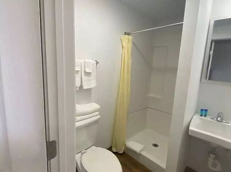 Hotelli The Resource Inn  Big Lake Tx