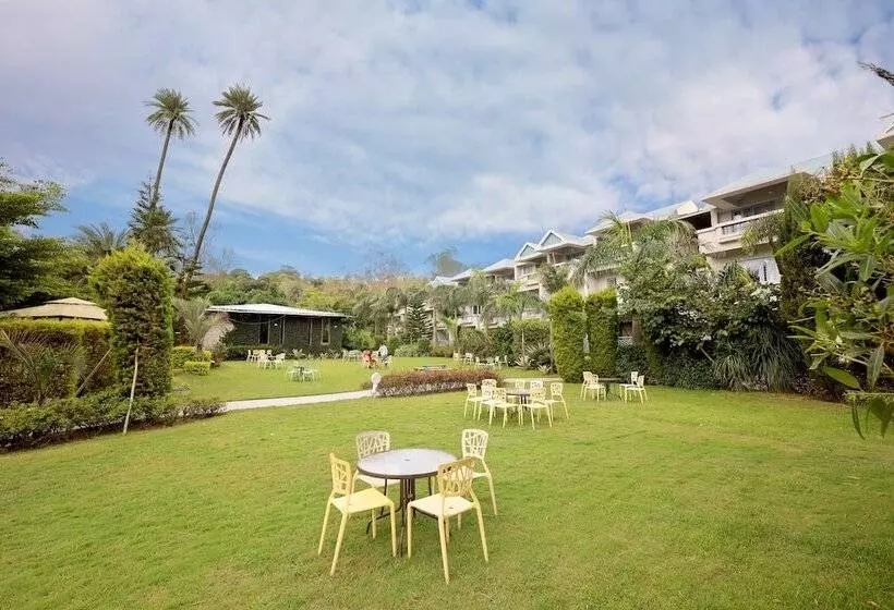 Hummingbird Resort