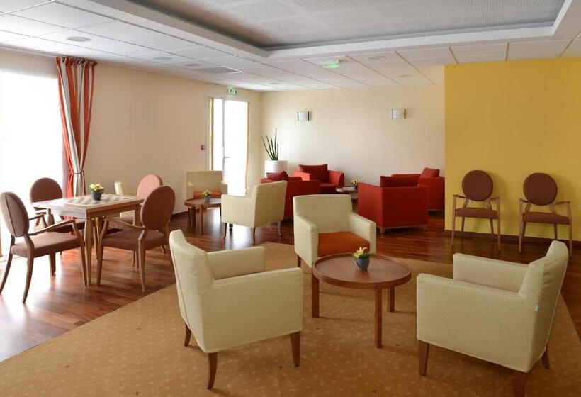 Domitys Les Tours D Or