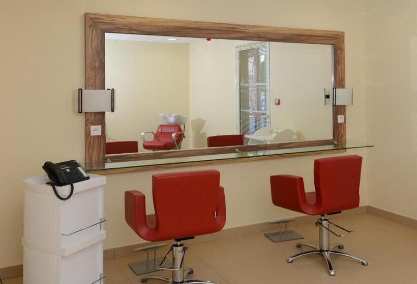 Domitys Les Tours D Or