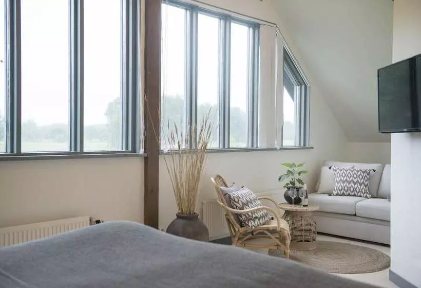 Hotelli Gumbalde Resort