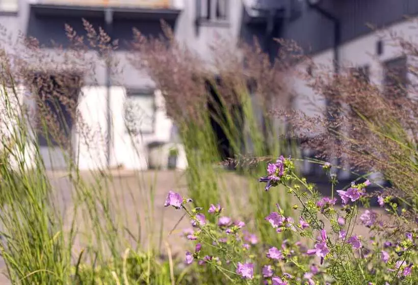 Hotelli Gumbalde Resort