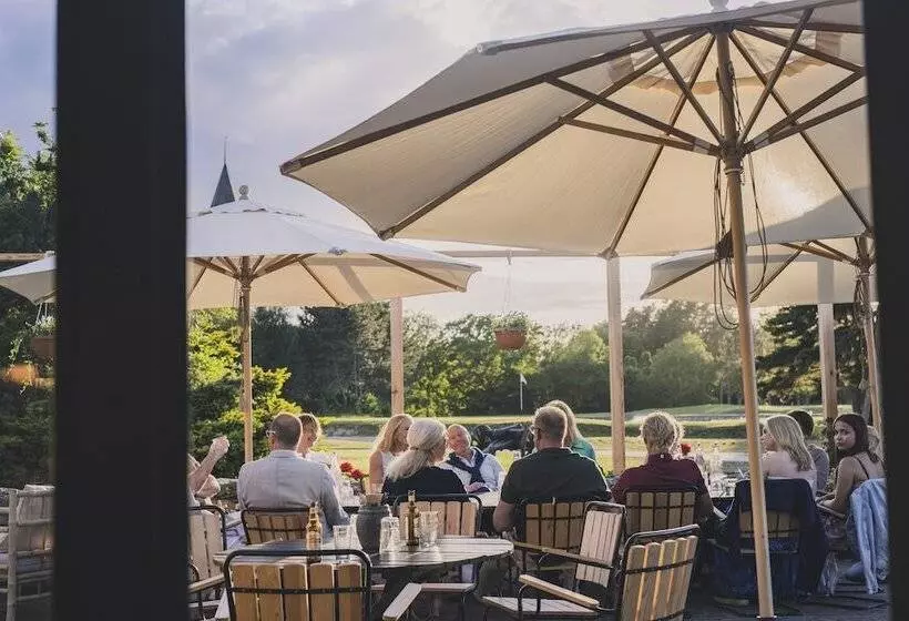 Hotelli Gumbalde Resort