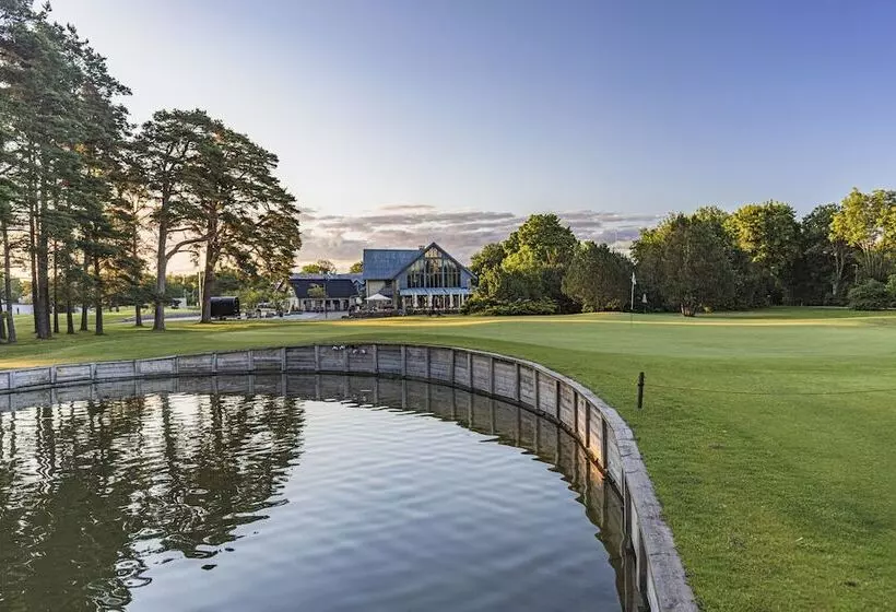 Hotelli Gumbalde Resort