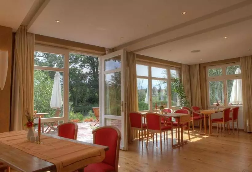 Hotelli Gutshaus Parin   Bio  Und Gesundheits