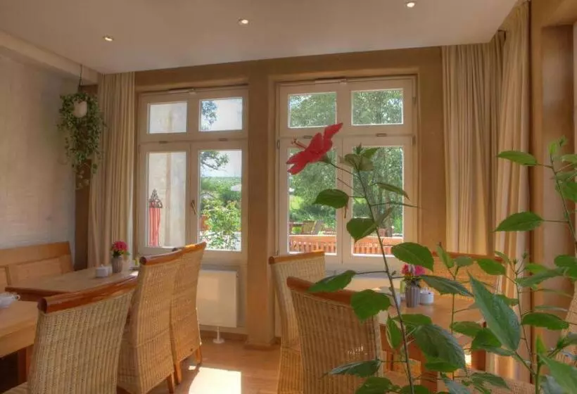 Hotelli Gutshaus Parin   Bio  Und Gesundheits