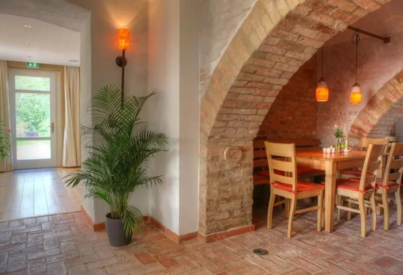 Hotelli Gutshaus Parin   Bio  Und Gesundheits