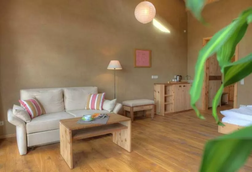 Hotelli Gutshaus Parin   Bio  Und Gesundheits