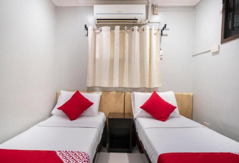 هتل Oyo 557 Samantha S Apartelle