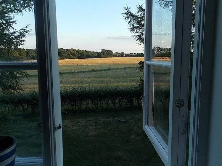 ペンション The Garden Hill