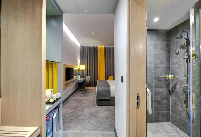 فندق Urban Al Khoory