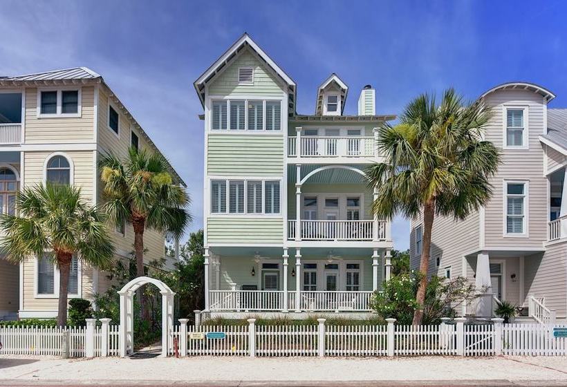 18 Coast Cottage Lane By Hodnett Cooper