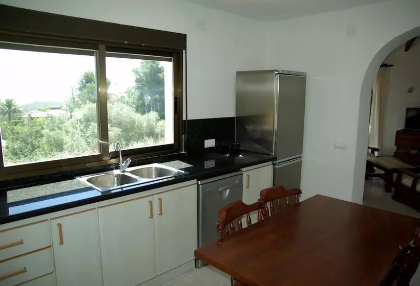 Villa June