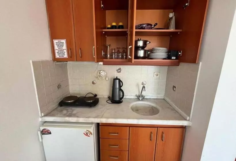 Holiday Apart 50 Meters To Beach, Sea View Apartments