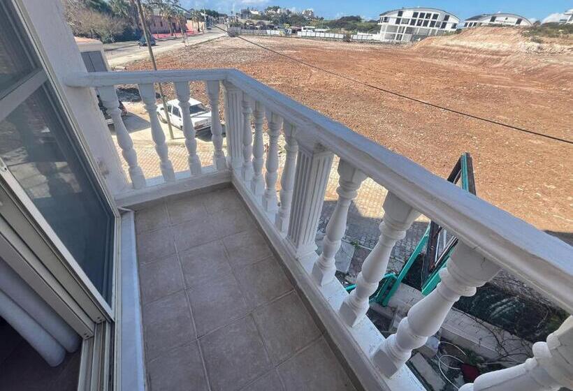 Holiday Apart 50 Meters To Beach, Sea View Apartments