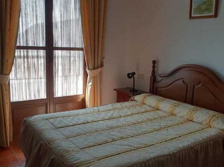 Hostal Ruta De Las Nieves