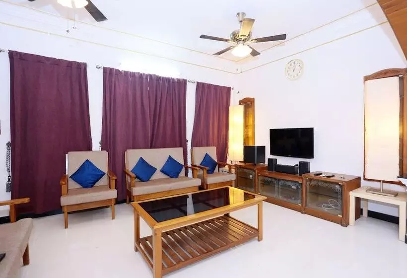 هتل Malar Homes By Oyo