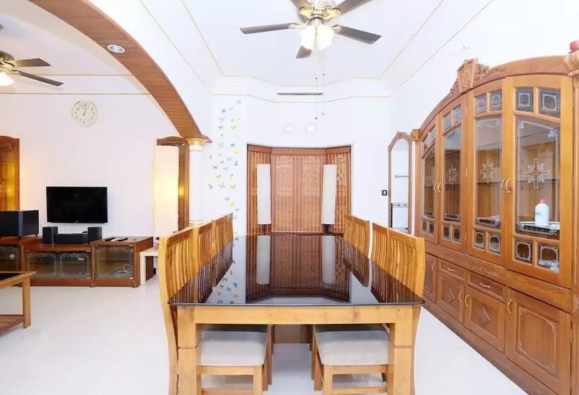 هتل Malar Homes By Oyo