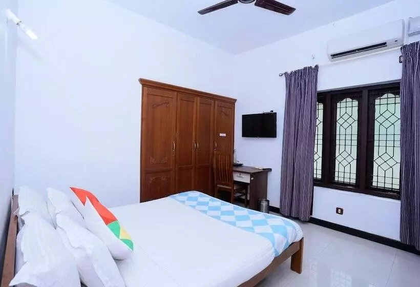 هتل Malar Homes By Oyo