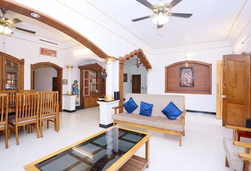 هتل Malar Homes By Oyo