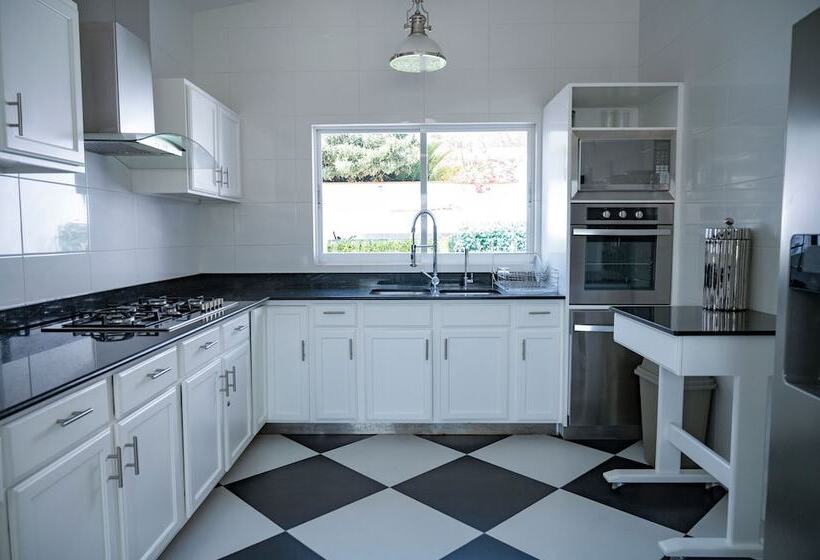 Отель Mansión María Luxury House