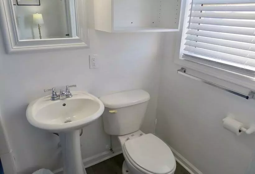 Hotelli Saltaire Cottages