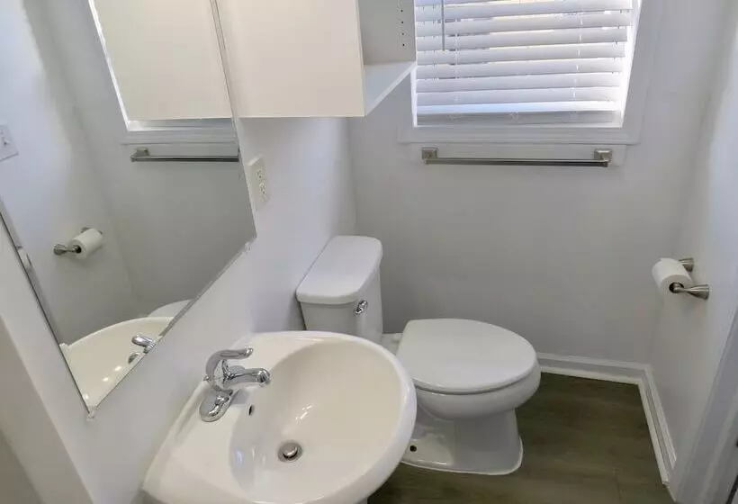 Hotelli Saltaire Cottages