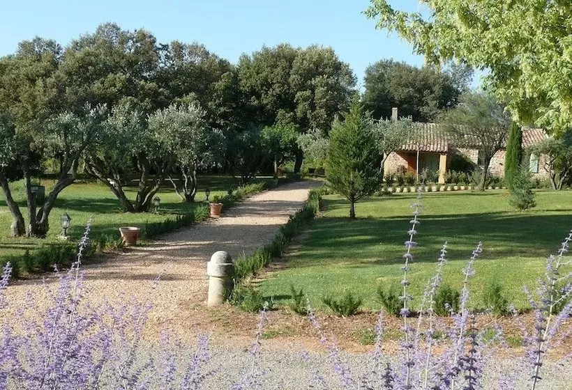Les Bastides De L'auviduery