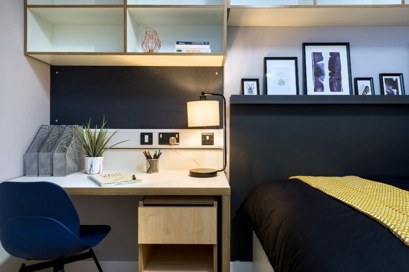 Magnificent Rooms Studios & Apartments