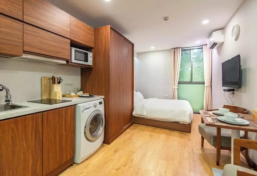 Moon West Lake Residence