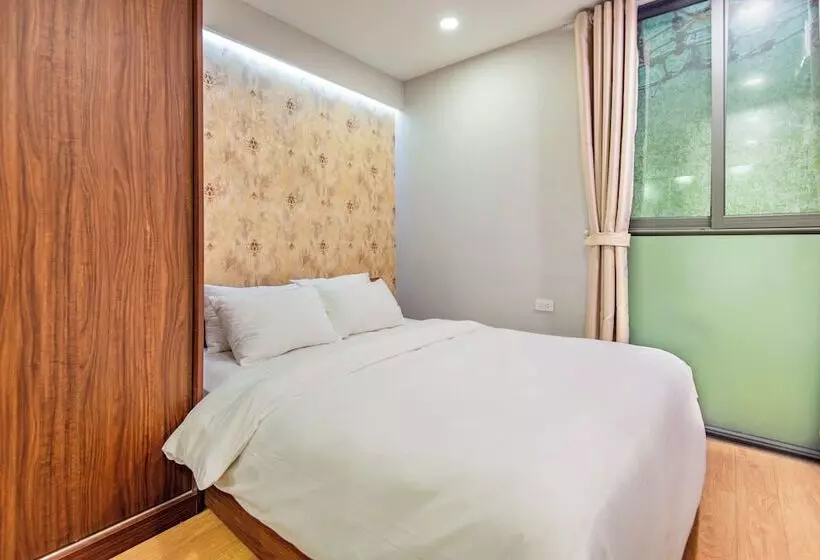 Moon West Lake Residence