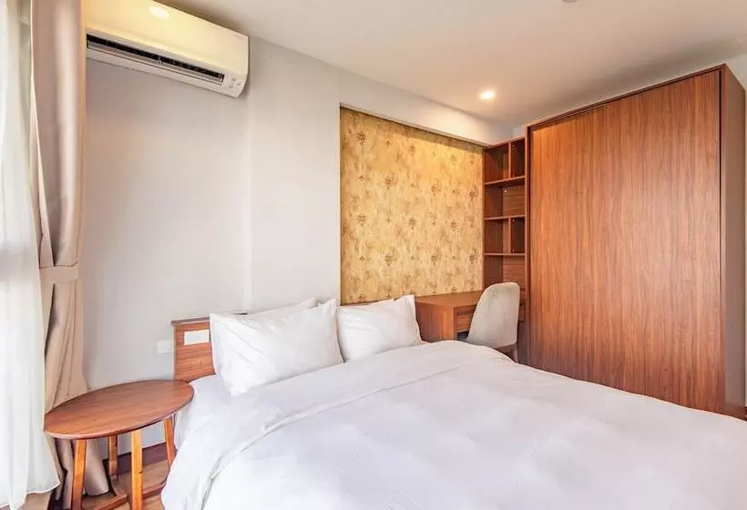 Moon West Lake Residence