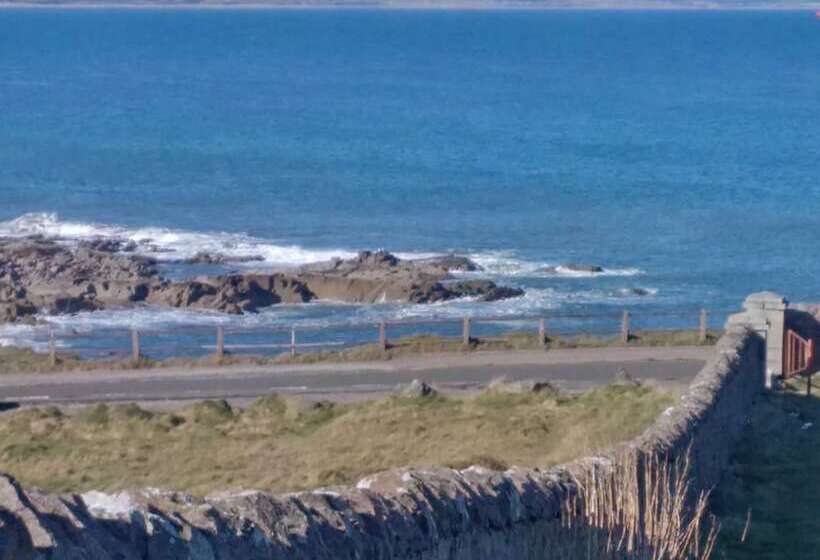 Aberdeen Lighthouse Cottages