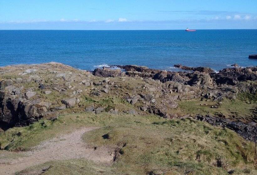 Aberdeen Lighthouse Cottages