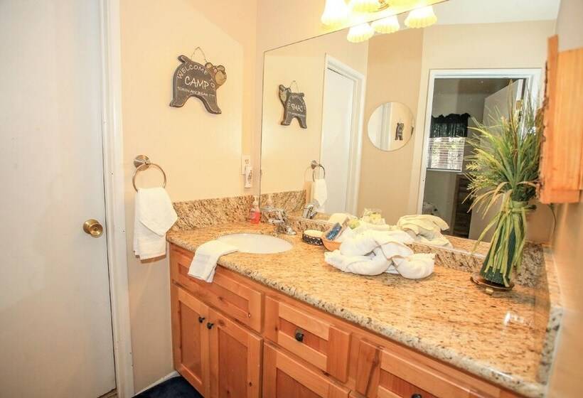 Bear Mountain Retreat