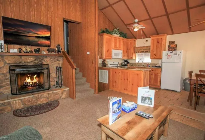 Bear Mountain Retreat
